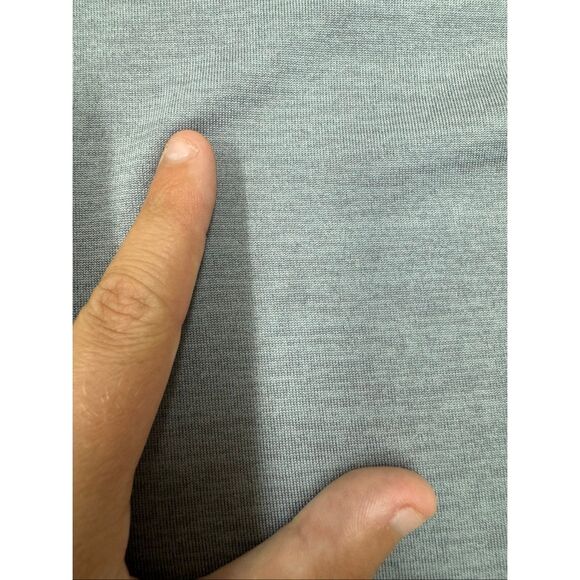 Under Armour The Tech Tee Loose Fit Grey Short Sleeve Tee Size Small - Picture 5 of 7